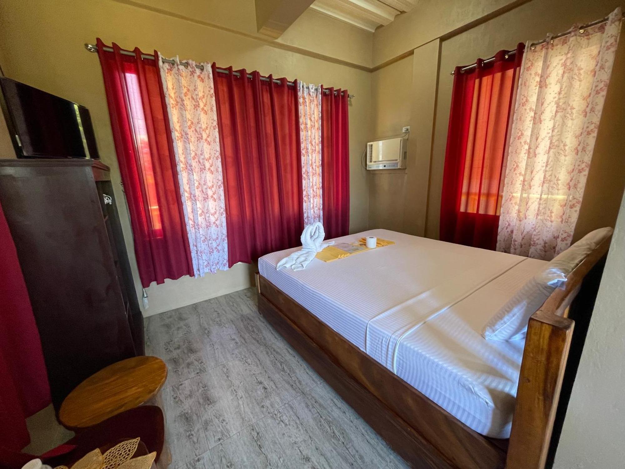 Oceanfront Beach Resort Siquijor Exterior photo